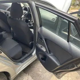 Toyota Avensis T27 2009 2.2 d4d 110kw - 7