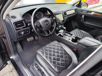VW Touareg 3.0 TDI  R-LINE & EXECUTIVE EDITION - 7
