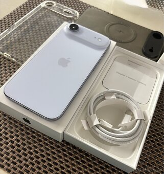 apple iPhone Air 256GB Sky Blue - 7