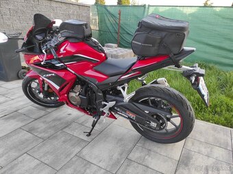 Honda CBR500R - 7