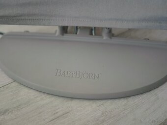 Babybjorn Lehátko Light Grey + hračka pastel - 7