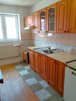 Na predaj 2,5 izbový byt | 56 m2 | Sládkovičova | SL - 7