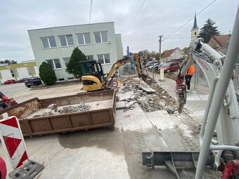 Minibager/Odvoz odpadu- Zemné/Búracie práce - 7