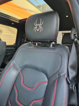 DODGE RAM 1500 5,7 HEMI BLACK WIDOW 16000km - 7