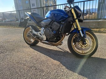 Honda Hornet - 7