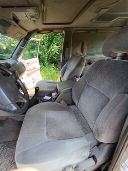 Predám Nissan patrol y61 - 7