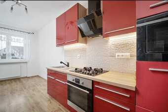 PREDAJ RD v Jelke s možnosťou dvojgeneračného bývania - 7