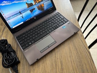 HP/Notebook/i5/4GB RAM DDR3/256GB SSHD/Intel HD 2GB Grafika - 7