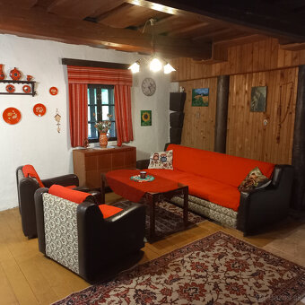 Chata v obci Turecká obklopená lesom - 7