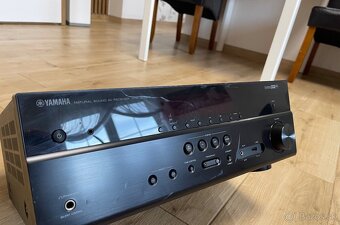 Yamaha HTR-4072 - 7