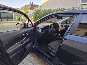 Toyota C-HR Comfort + Business pack - 7