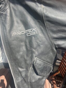 Predám originál motorkársku koženú bundu Pro-Tec 021 - 7