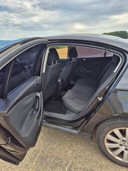 Volkswagen Passat b.6 1.9tdi - 7