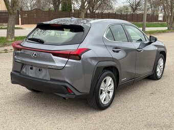 Lexus UX 250h odpočet DPH - 7