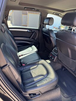 Predám AUDI Q7 4,2TDI - 7