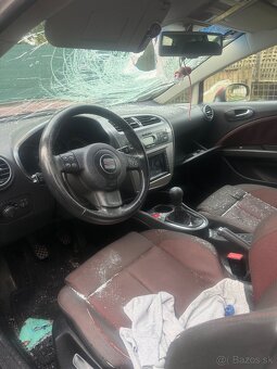 Seat Leon 1.9 TDI 77 kW – 2006, červená metalíza - 7