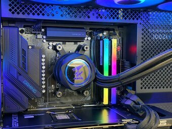 Ryzen 7 9800x3D, RTX 5080 16GB, 32GB RAM, 2TB, 1200W - 7