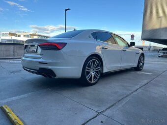 Predám Maserati Quattroporte SQ4 TROFEO - 7