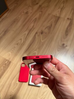 iPhone 13 red TOP stav - 7