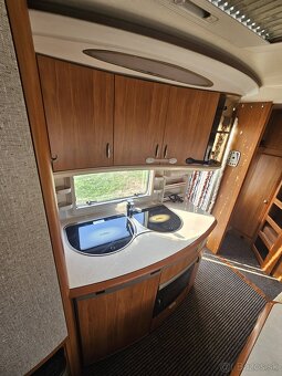 Karavan Hobby 560 KMFE - markiza, mover, predstan - 7