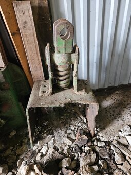 Zetor 25 diely - 7
