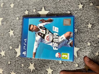 Hry na PS4 - 7