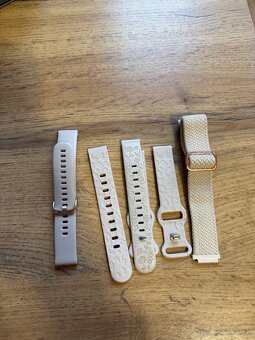 Predám hodinky garmin venu 2s - 7