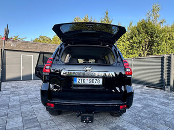 TOYOTA LAND CRUISER 150 EXECUTIVE - 7