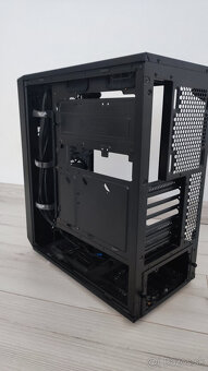 PC skrinka Fractal Meshify C - 7
