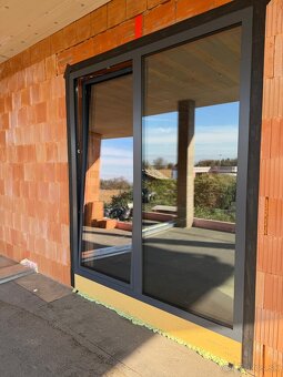 Hliníkové balkónové dvere 3sklo - 7