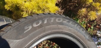 PIRELLI, ZIMNE, CELOROCNE, 215/60 R16 - 7