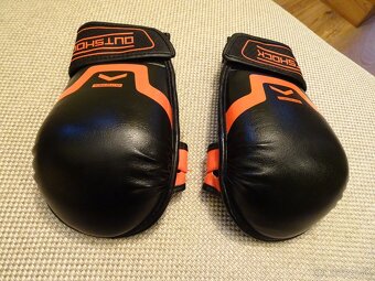 MMA BOXERSKÉ RUKAVICE Outshock - NEPOUŽÍVANÉ - 7