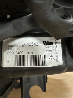LEVÁ PŘEDNÍ LAMPA VOLVO V70 XENON - 7
