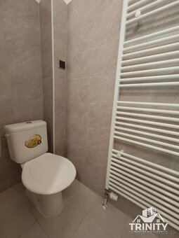 EXKLUZÍVNE - Na prenájom 1-izbový byt v centre mesta Šurany - 7