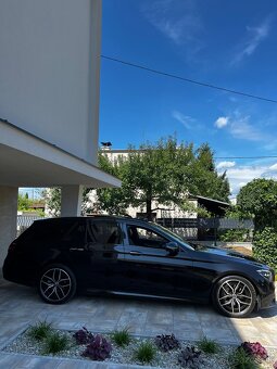 Mercedes e220d,147kw,4-matic,Amg line - 7