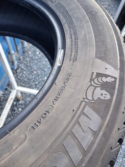 235/65R17 Zimné pneumatiky Michelin - 7