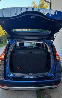 Predám  Renault Scénic Blue dCi 120 Intens EDC - 7