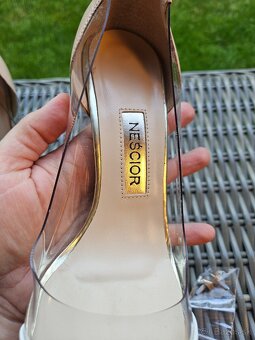 Lodicky Nescior v. 39 - 7