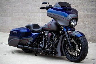 HARLEY DAVIDSON FLHX CUSTOM SPECIAL AIRBRUSH - 7