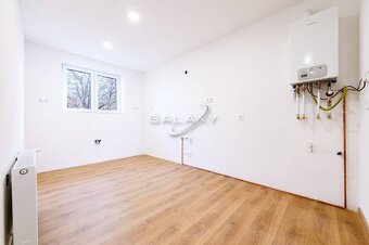 EXTRA PONUKA ATRAKTÍVNY moderný 3 izbový byt, Lučene - 7
