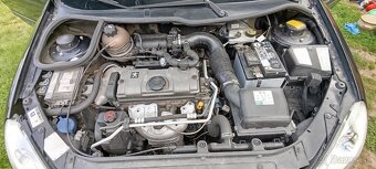 Peugeot 206 1,4 benzín, 55kW - 7