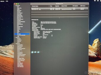 Apple MacBook Pro (15-inch,2018) Touchbar - 7
