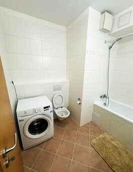 BA II. Ružinov - 2 izbový byt na Jégeho - 7