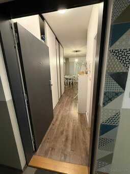 Prenájom 1-izbového klimati. bytu s predzáhradkou,Dúbravka - 7