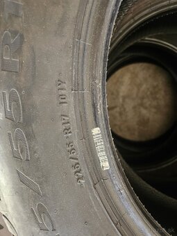 Pirelli powergy 225/55 r17 - 7