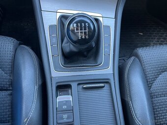 PredámGolf 7,1.2 tsi r.v.2016,96000km,81kw - 7
