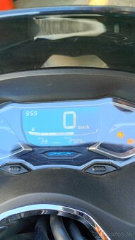 Predám Honda PCX125 r,2021 - 7