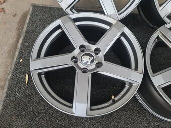 DOTZ-ALU DISKY 5X112 R17 - 7