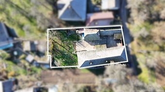 3-izbová chalupa so záhradou a vedľajšou budovou v Hrašnom - 7