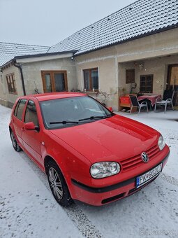 Predám Volkswagen Golf 4 - 7